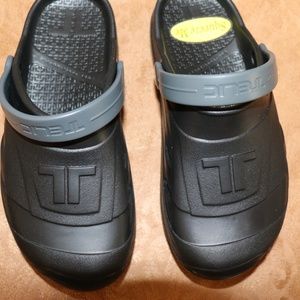 Telic Dream Clog/Telic Closed Toe Crocs Clog